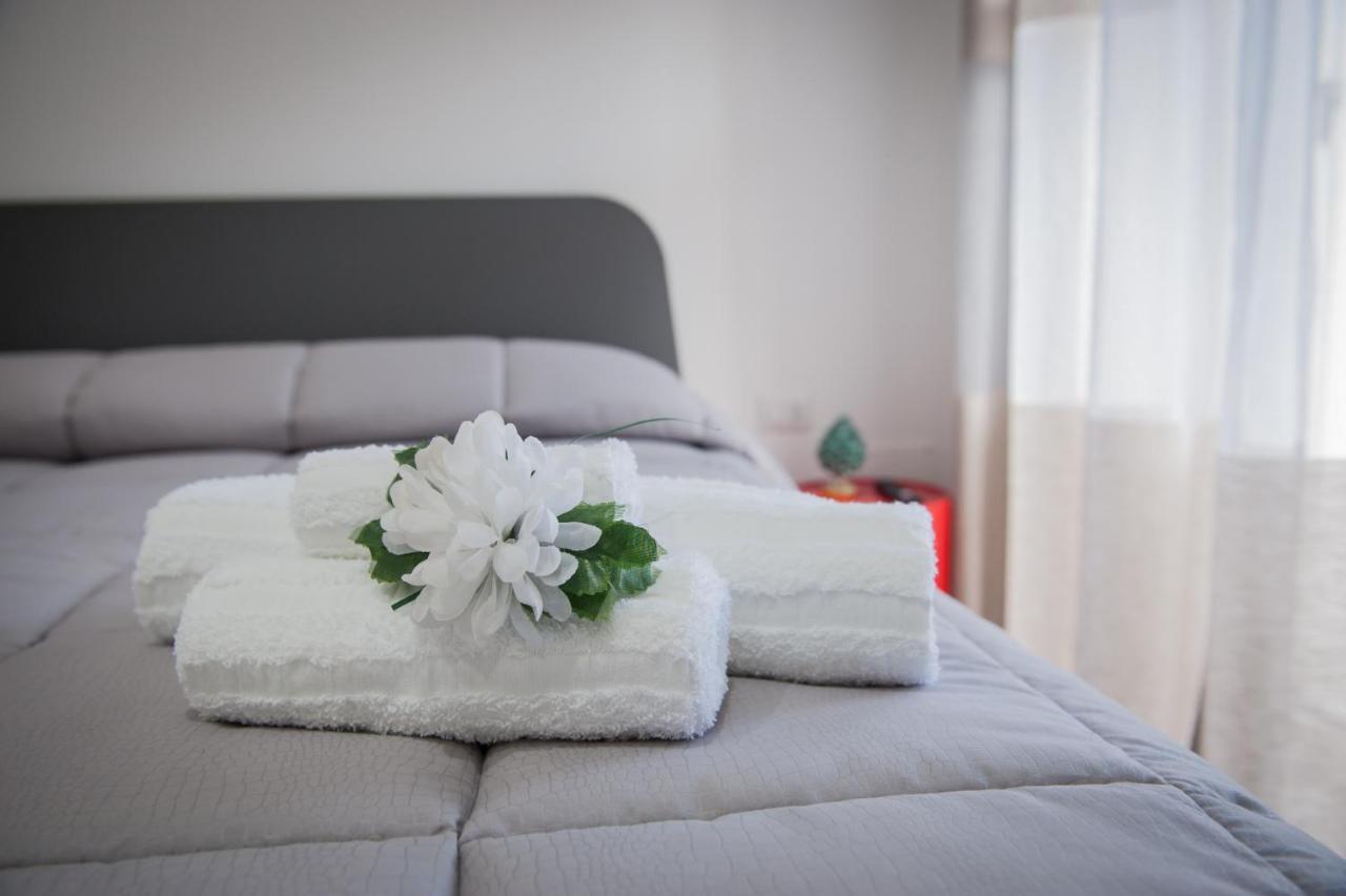 Al Centro Storico Bed and Breakfast Caltagirone Eksteriør billede